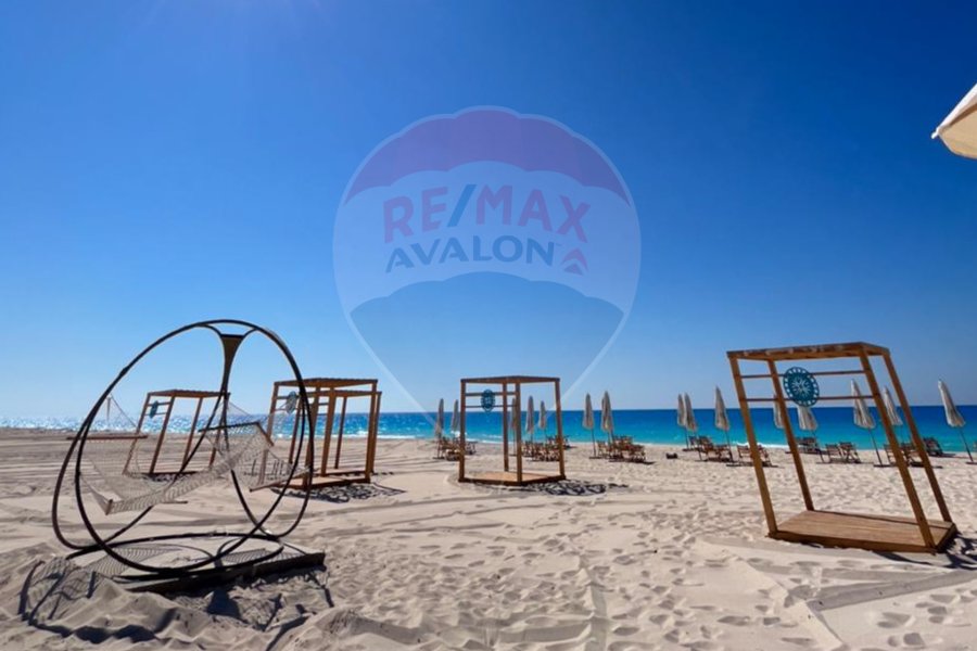 Chalet for sale North Coast (white sand) kilo 75 Nautical road- 65 m + 57 m Roof