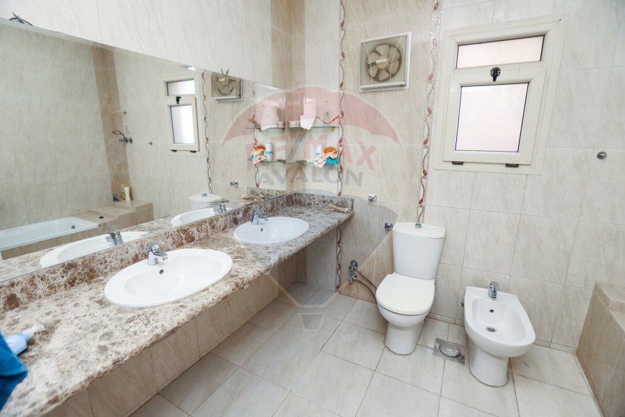 Villa for Rent 630 m King Mariout (compound El Orouba)