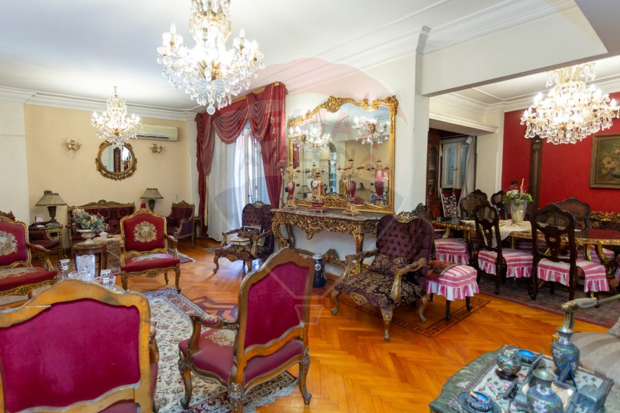 Penthouse apartment for sale 340 m Glim (Mostafa Fahmy St. - Steps from the sea)