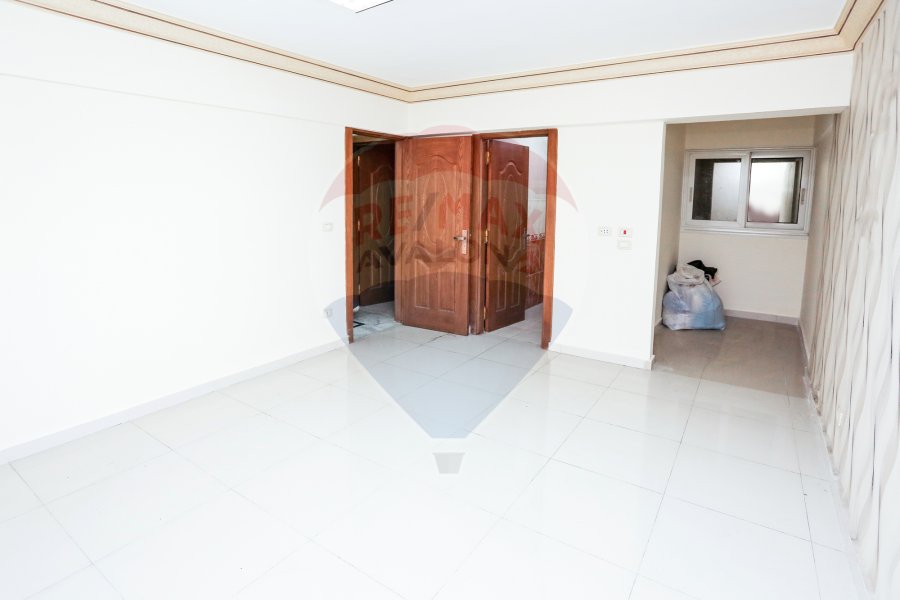 Apartment for sale 250 m Louran (Abu Qir St.)