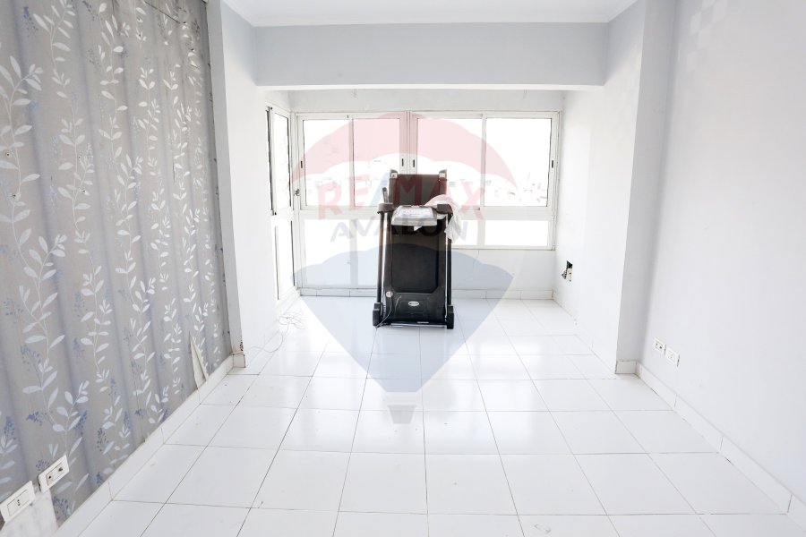 Administrative Apartment For Sale 115 m Smouha (Behind Sedi Gaber Station)