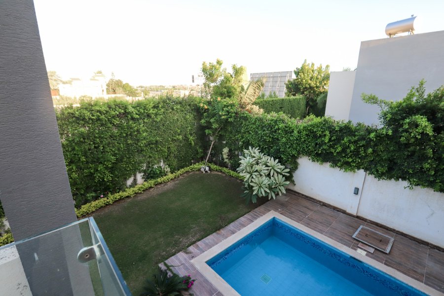 Licensed & Registered Villa for sale 650m King Marriott (Compound 8)