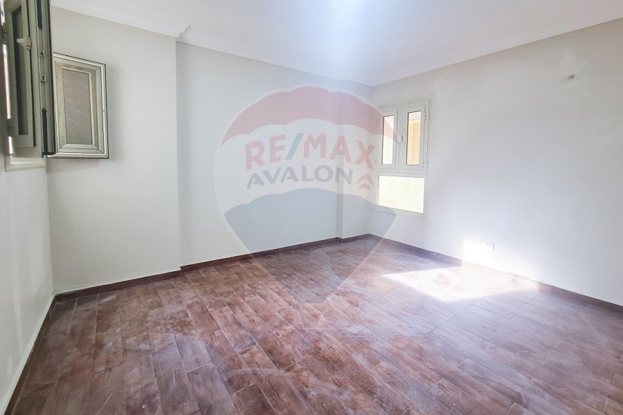 Apartment for rent 235 m Sporting (Abo Qir St)