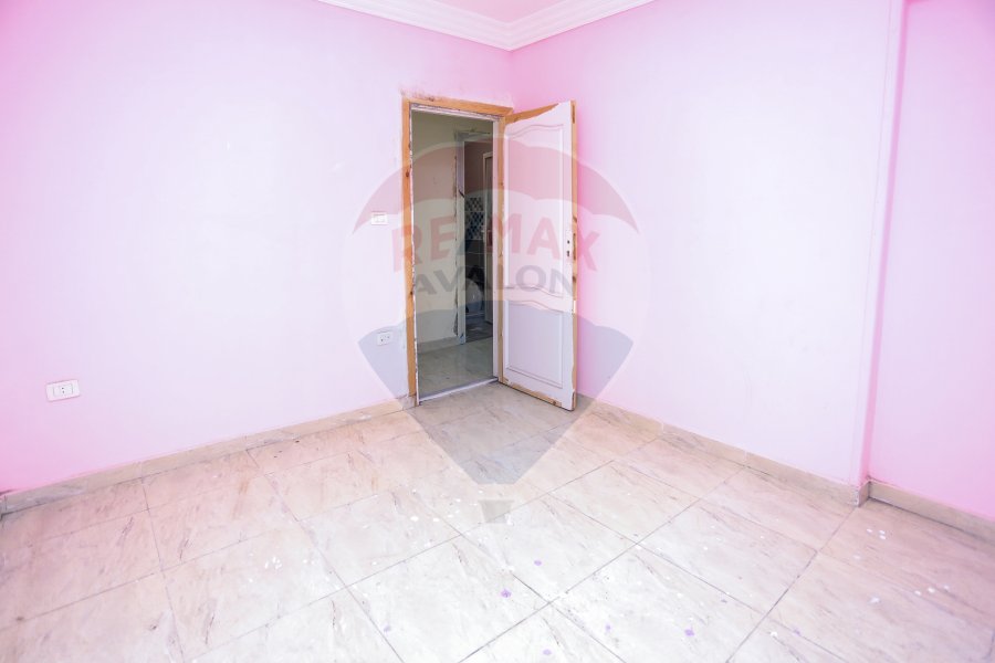 Apartment For Sale 140 m Smouha ( Sherif Ramzy St - Steps from Fawzi Moaz St )