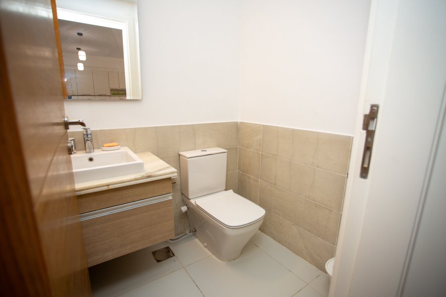 Ground chalet with garden for sale 345 m Marassi (Marina 1)