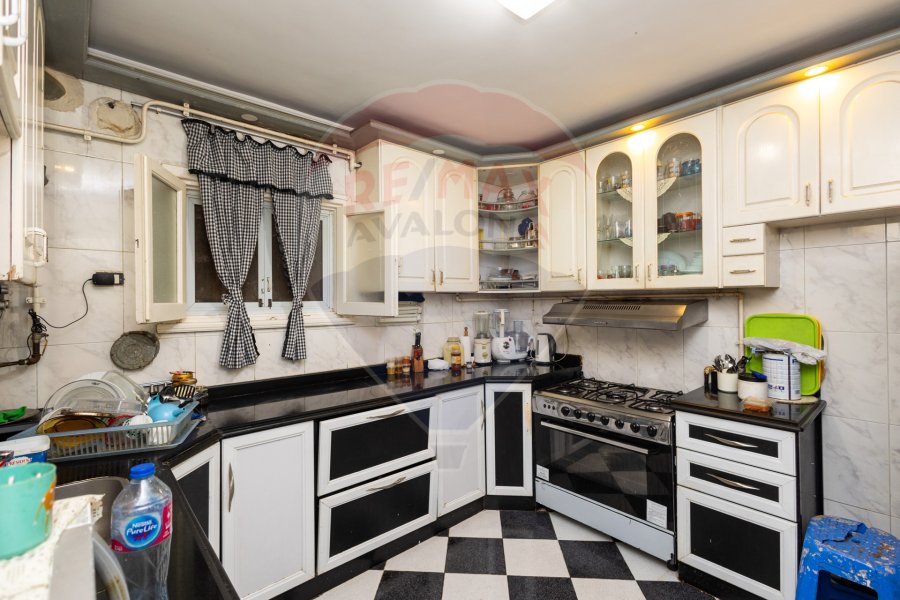 Apartment for sale 210 m Sidi Bishr (The second number of the sea)