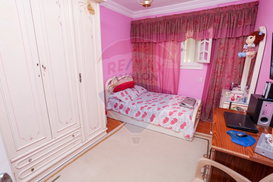 Apartment for sale 125 m Camp Caesar (steps from The Teram - Faculty of Engineering.)