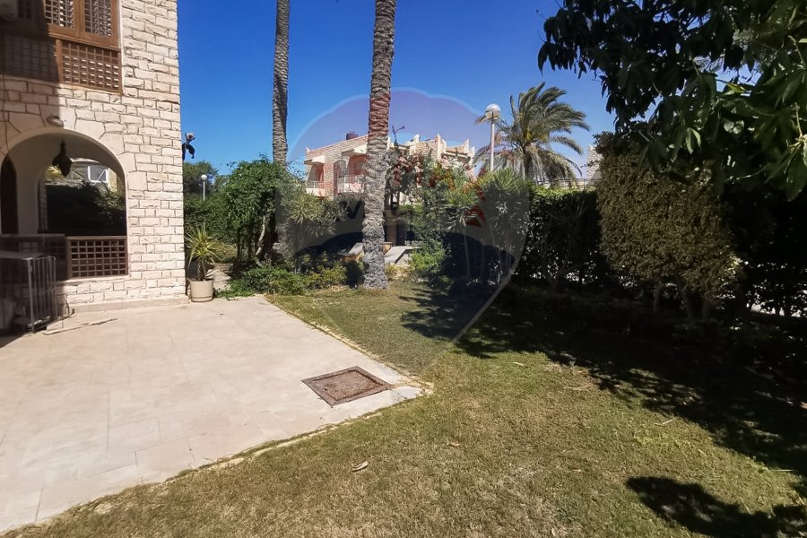 Villa for sale North coast (Marina 5 - Al-Jawhara Lisan Al-Wazara) 1,200 m