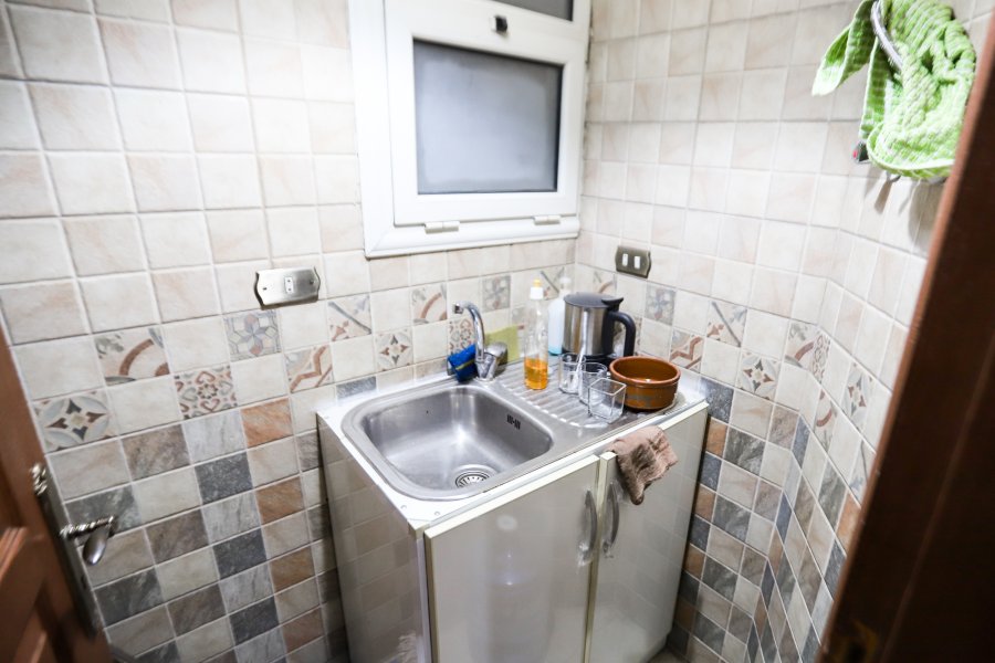 Administrative unit for rent 140 m Janaklis (Abo Qir St.)