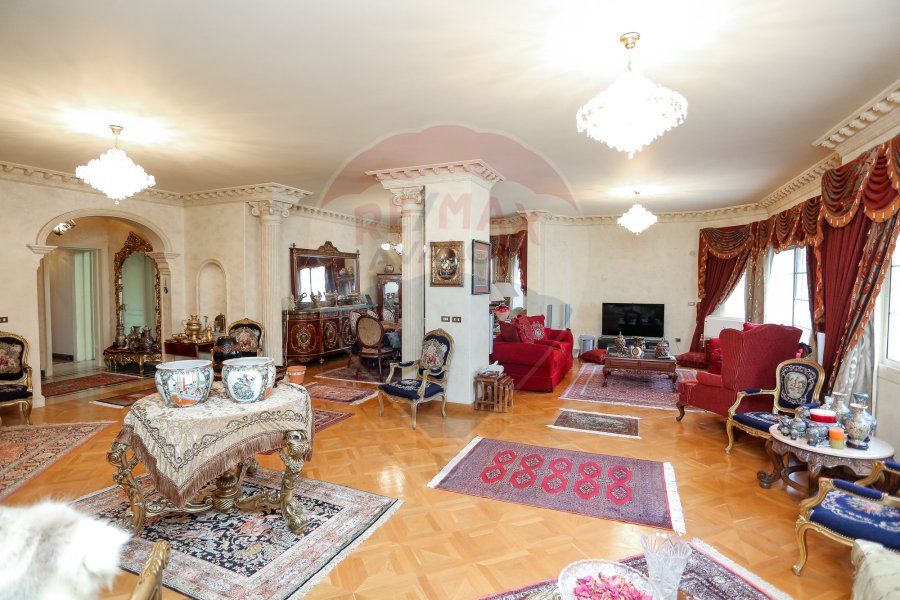 Apartment For Sale 315 m Kafr Abdo (Steps From Sant Geny square)