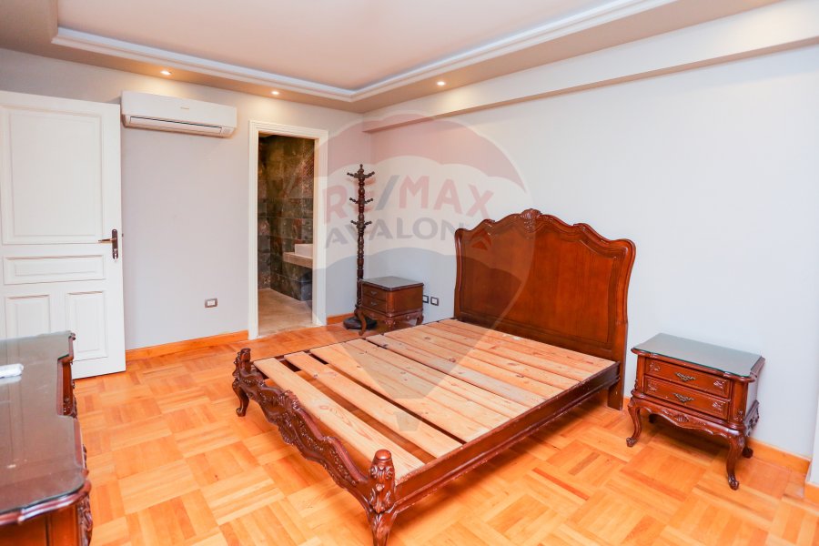 Apartment for Sale 195 m sporting (Abo qur st)