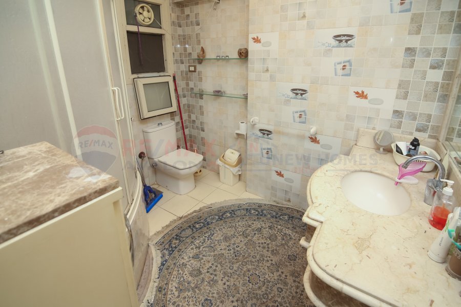 Apartment for sale 195 m Moustafa Kamel (Abu Qir st.)