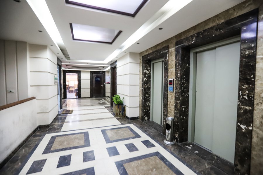 Administrative unit for rent 140 m Janaklis (Abo Qir St.)