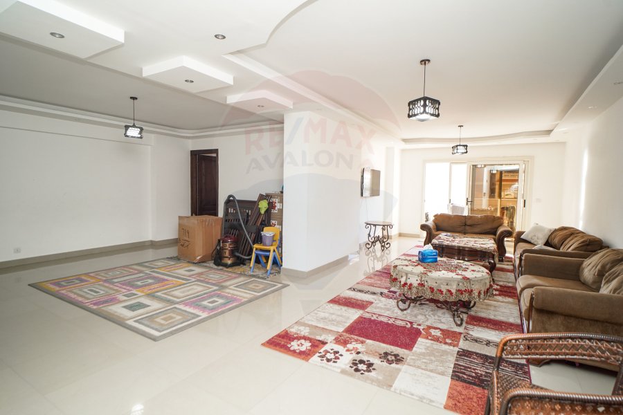 Apartment for sale 200 m Louran (El Iqbal st.)