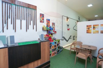 Shop 85 m + Up Floor 40 m For Sale Miami (Steps From Isknder Ibrahim St.)