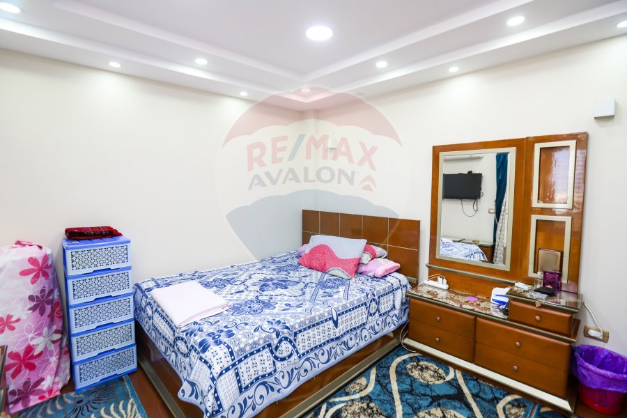 Apartment for sale 400 m Sporting (Ahmed Allam Street)