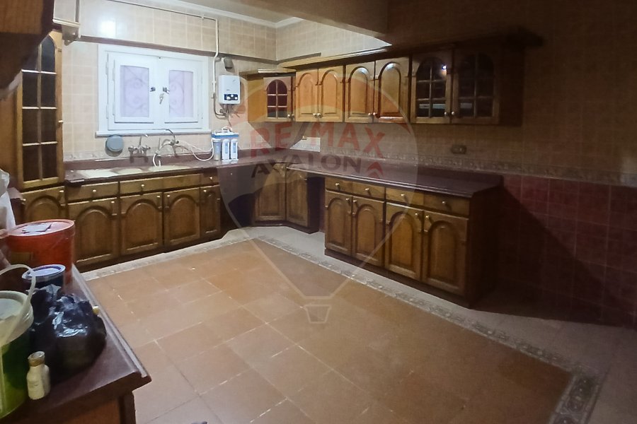 Apartment for sale 360 ​​m Gianaclis (Zou El-Faqar St.)