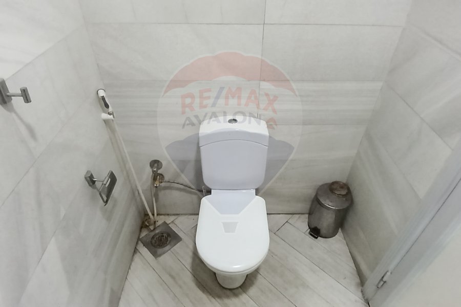 Administrative apartment for sale 120 m Glem (Mostafa Maher St.)