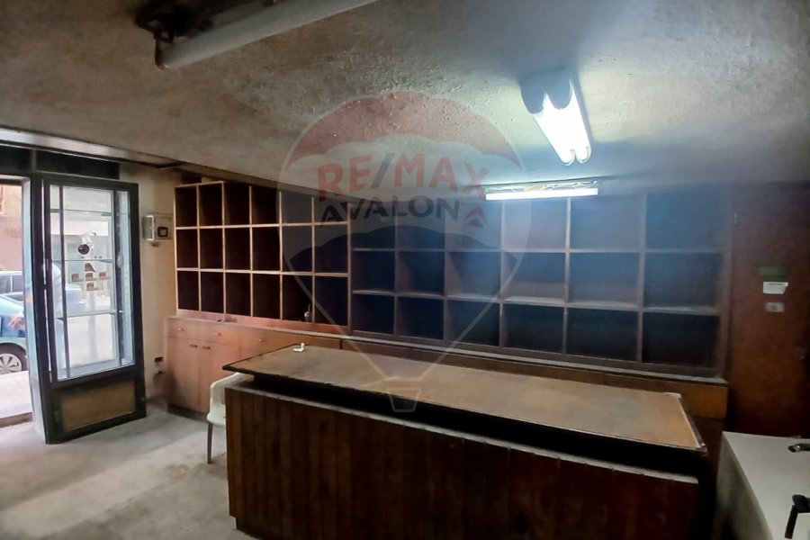 Shop 25 m + Up Floor 15 m for rent Sidi Gaber (Abou Qir St.)