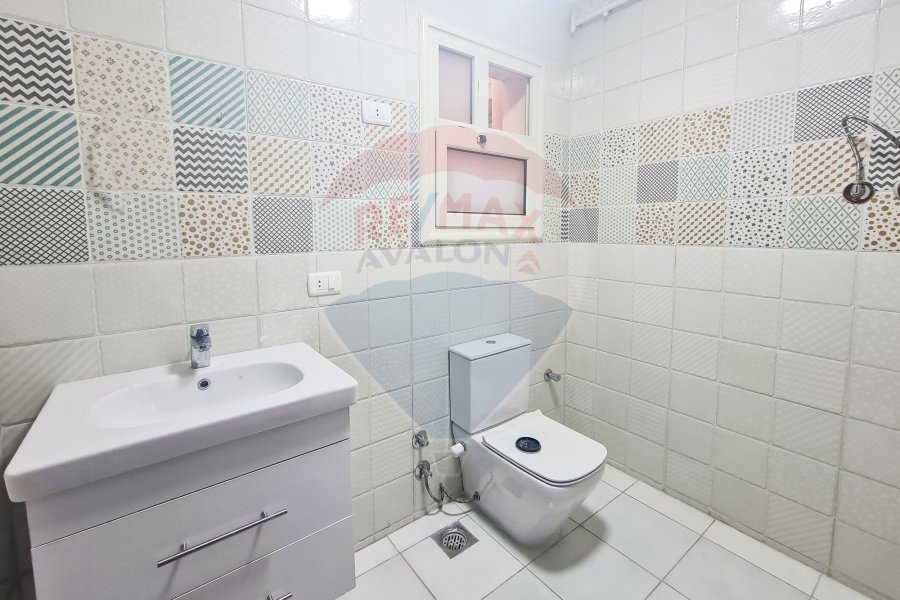 Apartment for rent 235 m Sporting (Abo Qir St)