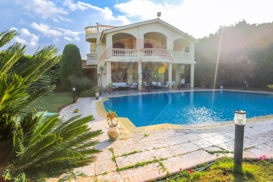 Furnished villa for rent 1,200 m King Mariot (next to Africana Hotel)