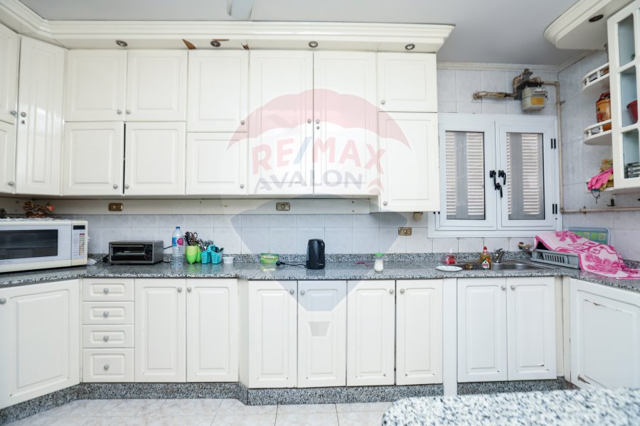 Apartment for sale 350 m Louran ( Sharaawy St- El Watanyah Towers )