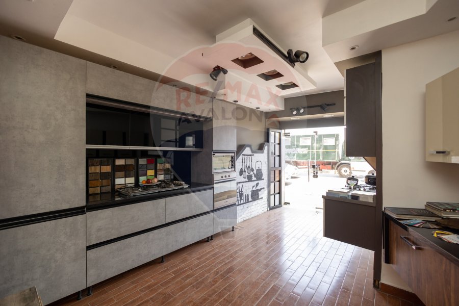 Shop + Mezzanine for sale 83 m + 100 m El Saraya (directly on the sea)