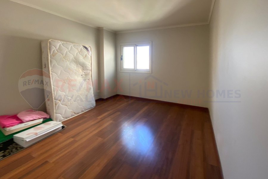 Apartment for sale 205 m Kafr Abdou (Ismailia St.)