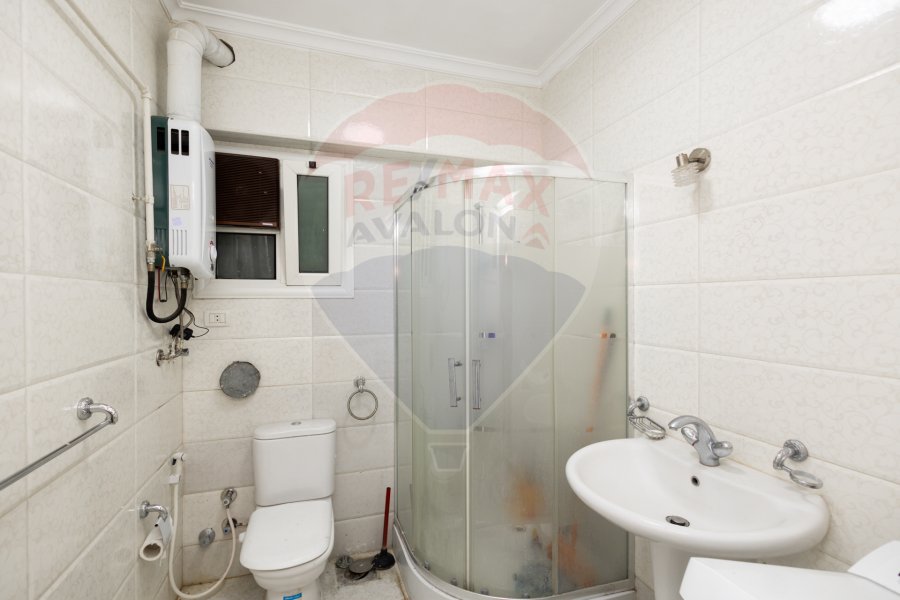 شقة للإيجار المفروش 175 م ميامي (علي البحر)