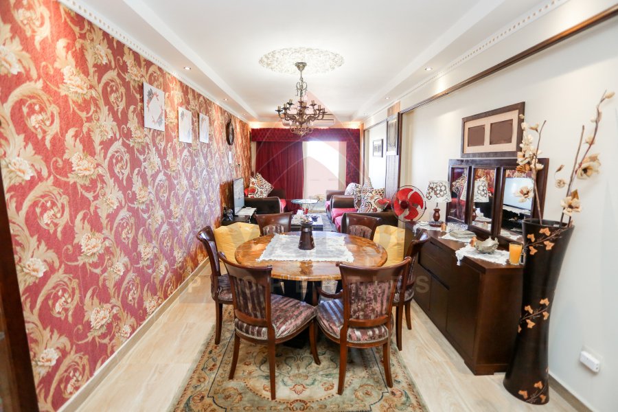 Apartment for sale 140 m Tharwat (Aziz Kaheel st.)