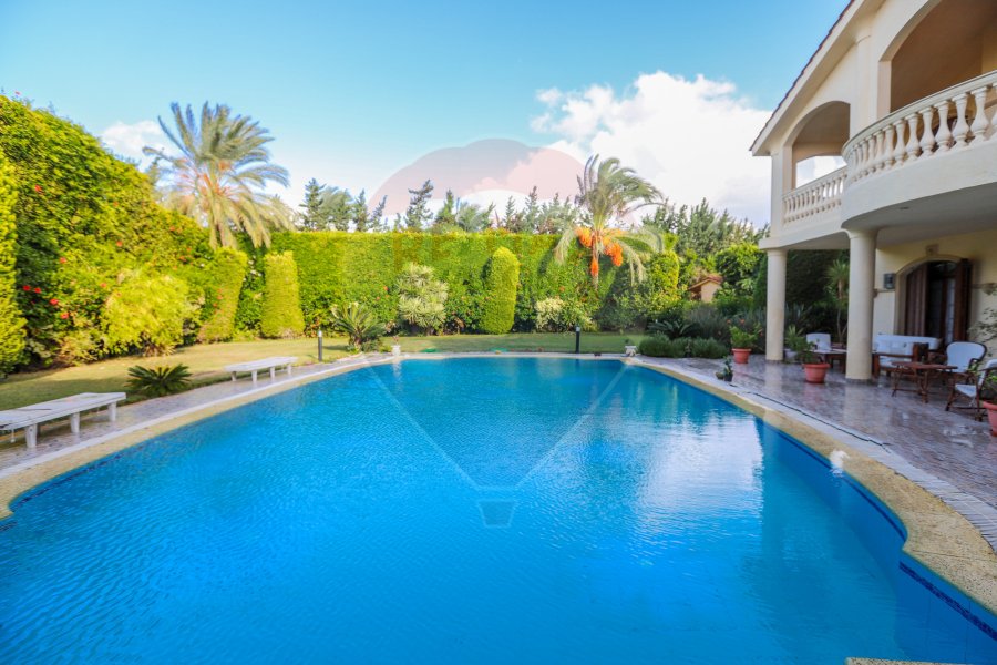 Furnished villa for rent 1,200 m King Mariot (next to Africana Hotel)