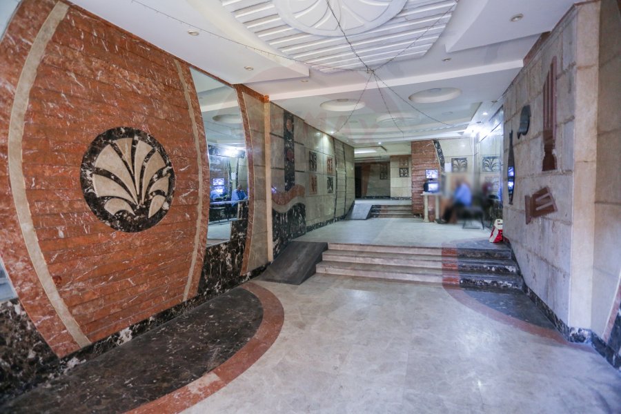 Apartment for sale 195 m Kafr Abdo (Amir El-Bahar St.)