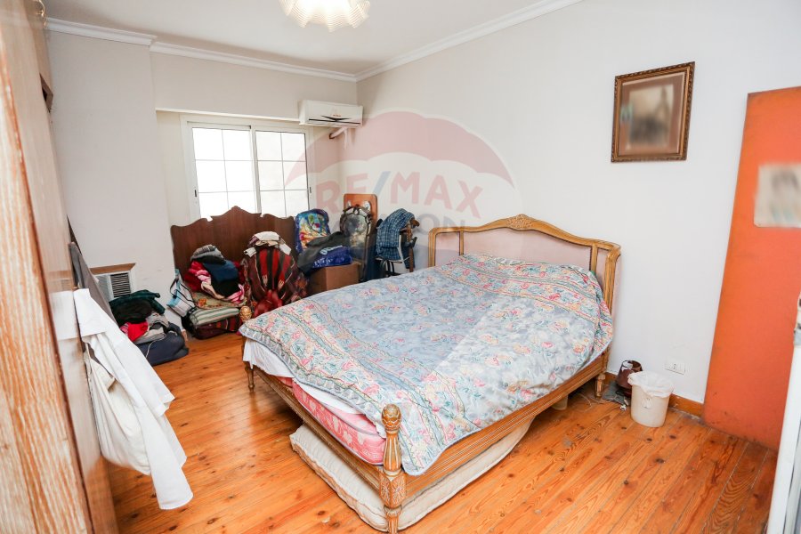 Apartment for sale 200 m Roushdy (Branched from Seria St.)