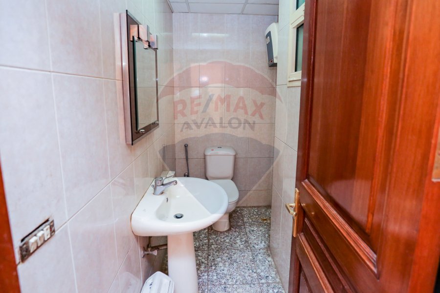 Administrative Apartment For Rent 175 m El Mansheya (Orabi Square)