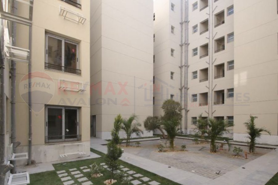 Apartment for sale Palm Hills New Cairo 70 m installment