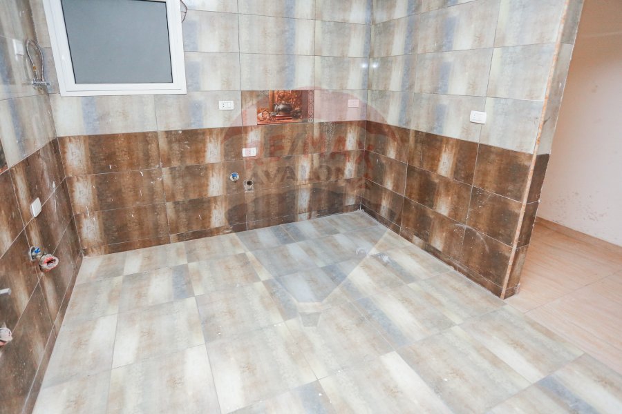 Apartment for sale 160 m Sidi Gaber (Gaber Mobarak St)