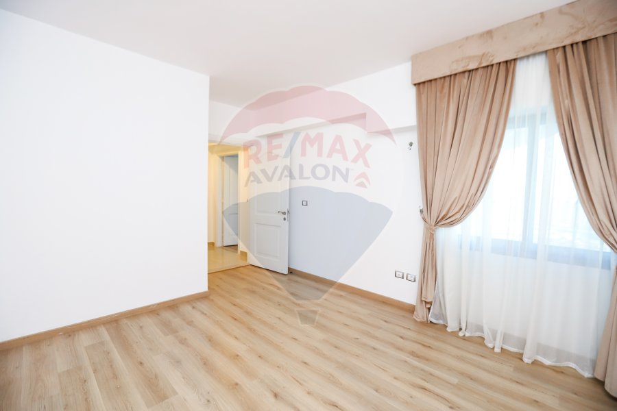 Apartment for Rent 220 m Smouha (El gish Towers)