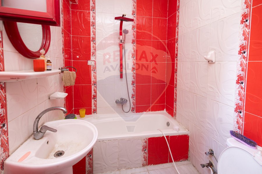Apartment for rent 180 m Louran (Branched from Omar El-Mokhtar st)