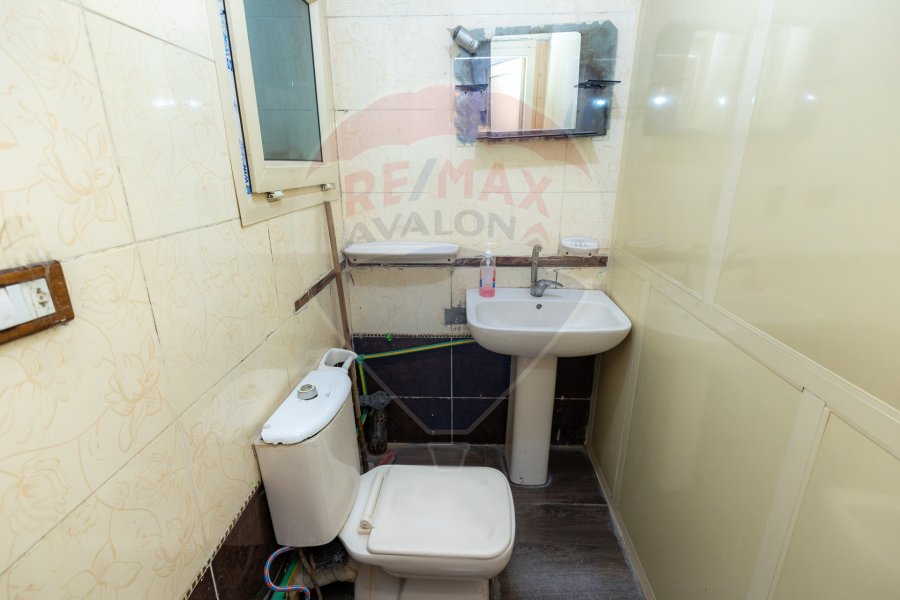 Administrative Unit for sale 220 m Sidi Bishr (Mohamed Naguib St.)