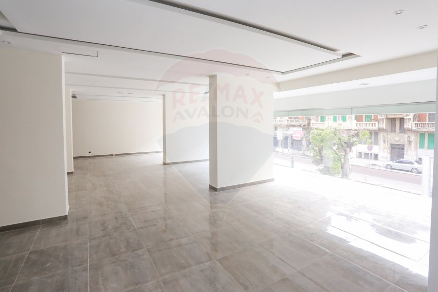 Shop + Mizzan for rent 750 m Sidi Gaber (Abo Qur st)
