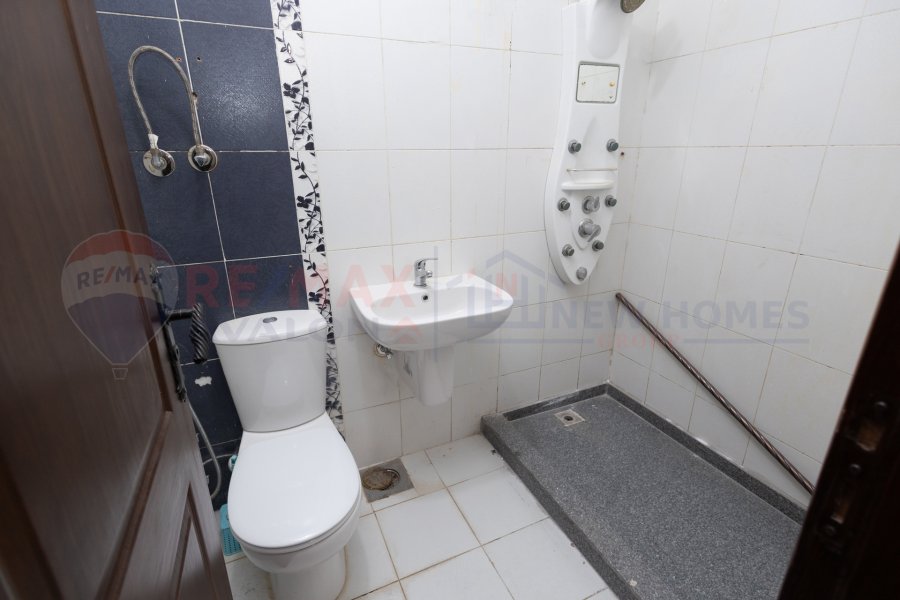 Duplex apartment for sale 320 m Sporting (Ahmed Allam Street - steps from Abu Qir Street)