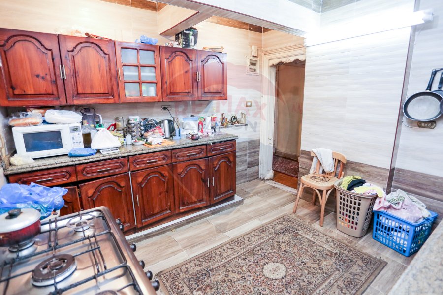 Apartment for sale 280 m Saba Basha(sec num from the sea)