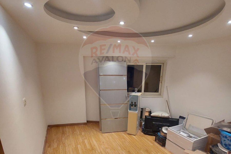 Apartment for sale 185 m Smouha (El Tayyar Mahmoud Shukry St.)