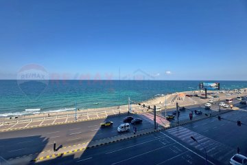 Apartment for rent 175 m Al-Ibrahimia (directly on the sea- brand building)