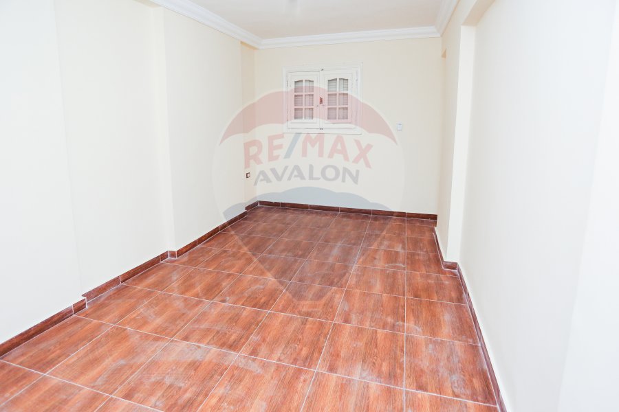 Apartment for sale 160 m Stanly (Branshed from the sea - Behind Sultana Stanly)