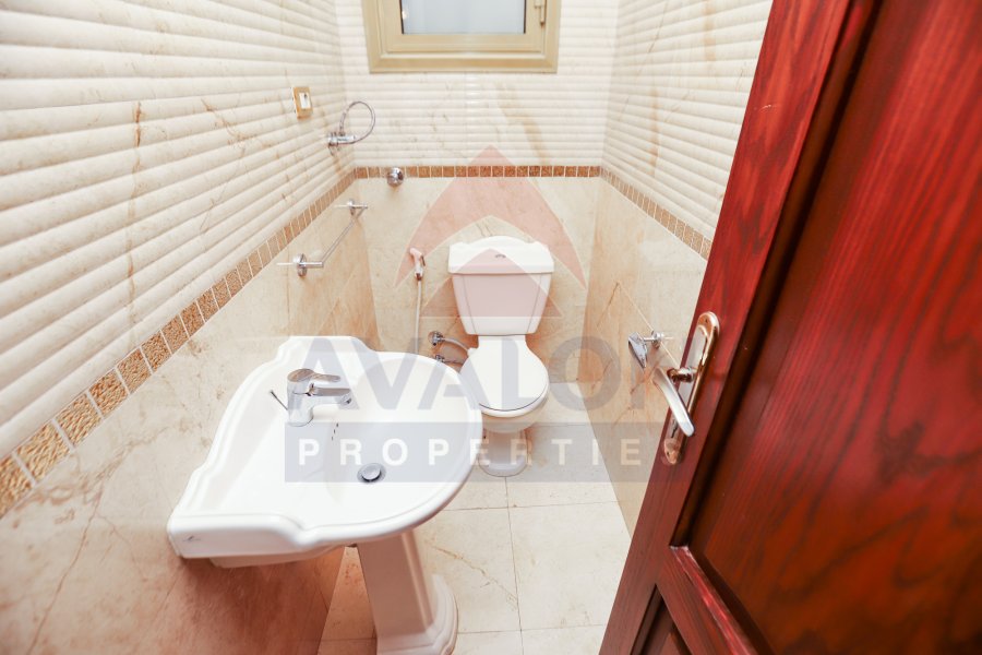 Apartment for Rent 220 m smouha (bahaa eldin elgatwary st )