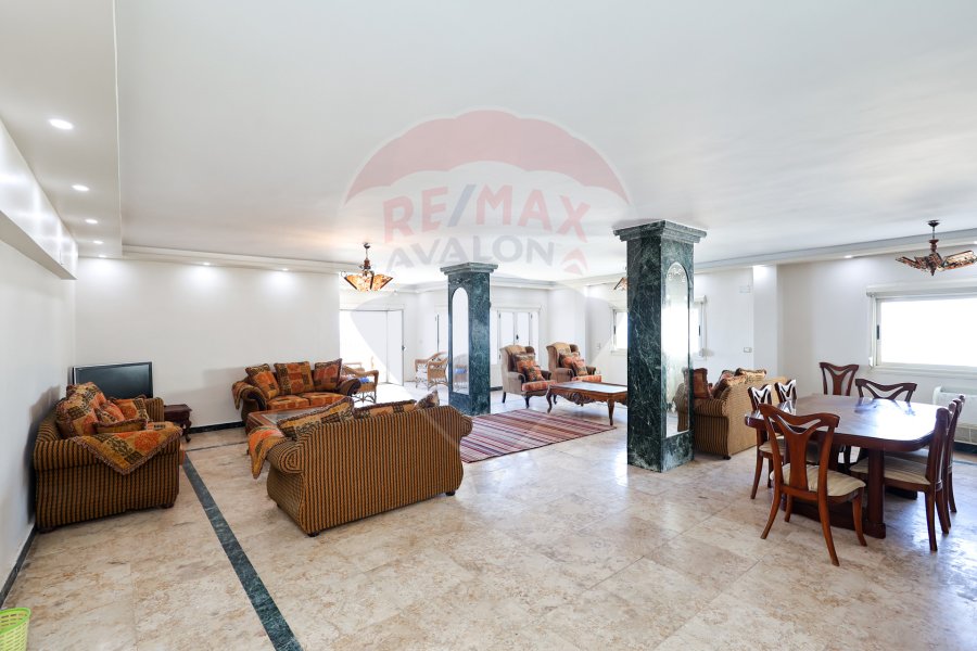 Duplex for sale 260 m Al-Mandara (Directly on the sea)