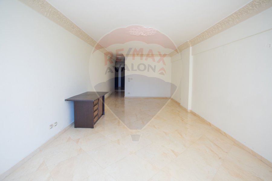 Apartment for sale 155 m Sidi Gaber El Sheikh (Ahmed El Sayed St.)
