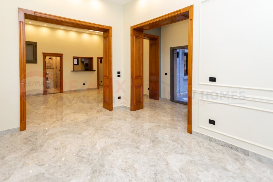 Ground apartment with garden for sale 280 m Kafr Abdo (Steps from Abo Qir St.)