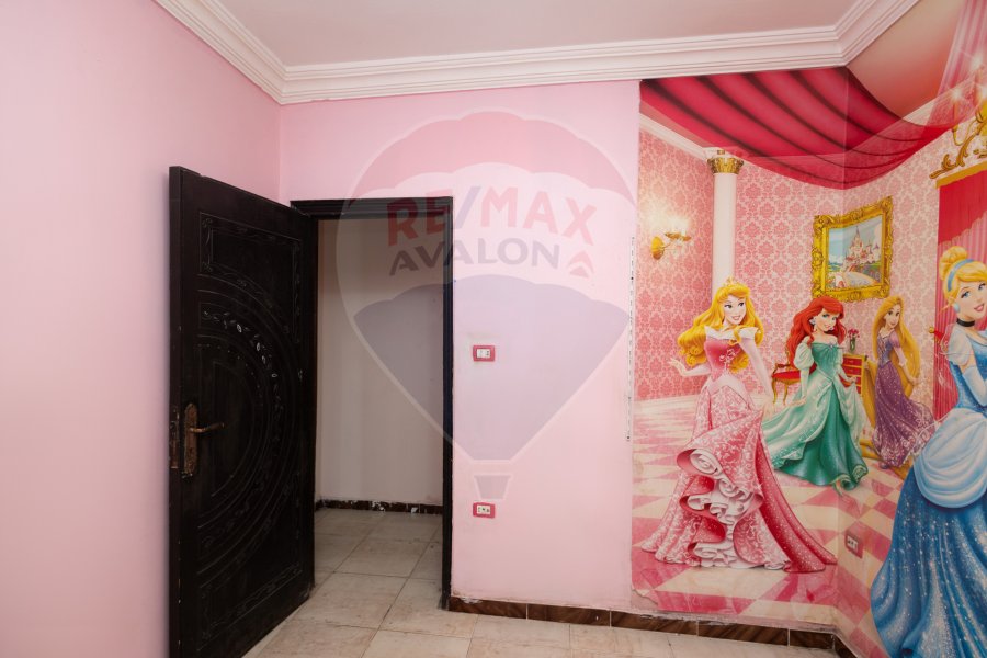 Apartment for sale 180 m Louran (Branched from Omar El-Mokhtar st)